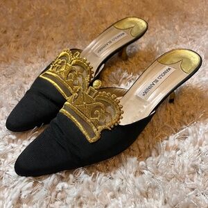 Manolo Blahnik Gold and black kitten heels